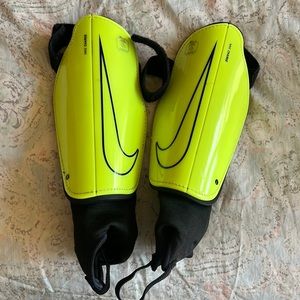 Mens soccer shin guards